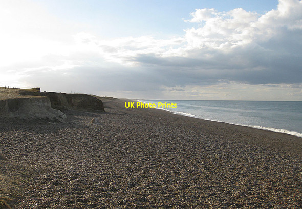 Photo 6"x4" Shingle beach, Weybourne Kelling c2012