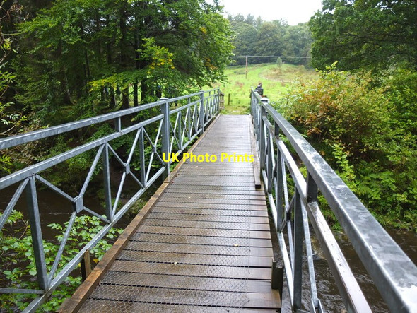 Photo 6"x4" Footbridge near Newark Castle Broadmeadows\/NT4130 c2012