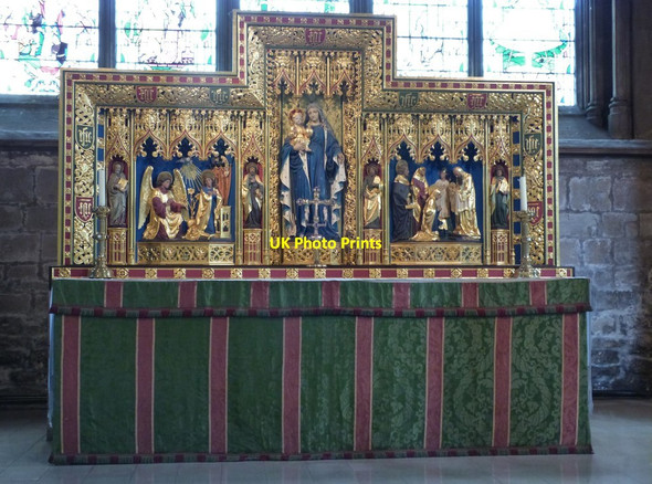 Photo 6"x4" Ornate  reredos at Chesterfield parish church. Chesterfield\/SK3871 c2012