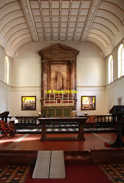 Photo 6"x4" St John at Bethnal Green, Bethnal Green Road - Chancel Bethnal Green c2012