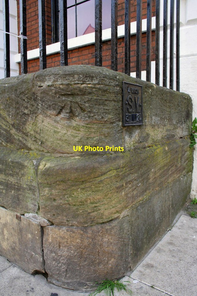 Photo 6"x4" Benchmark at corner of Westgate and Bank Street Wakefield\/SE3320 c2012
