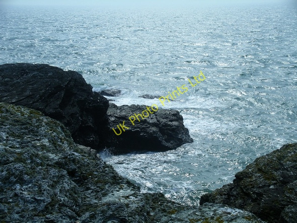 Photo 6"x4" Ravens Point, Anglesey Isallt Bach c2007