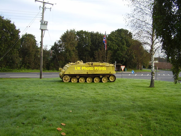 Photo 6"x4" Guarding the road Farringdon\/SY0191 c2012