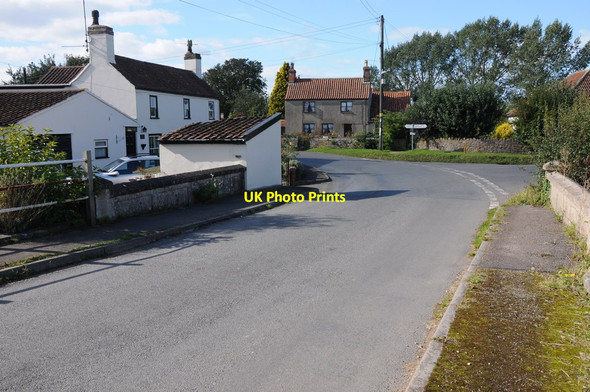 Photo 6"x4" Cottages in Oldbury-on-Severn Oldbury-on-Severn c2012