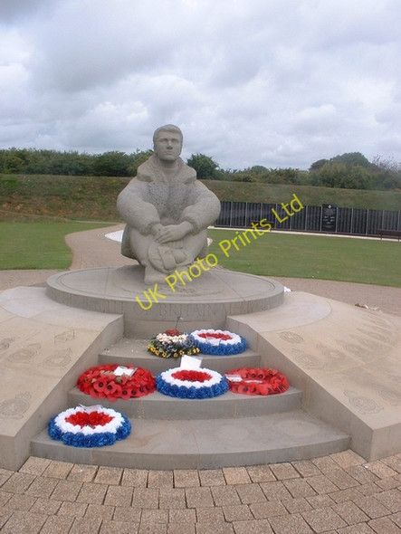 Photo 6"x4" Battle of Britain Memorial Capel-le-Ferne c2005