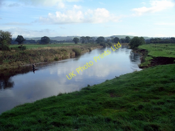 Photo 6"x4" Fishing the River Annan Lochmaben c2006