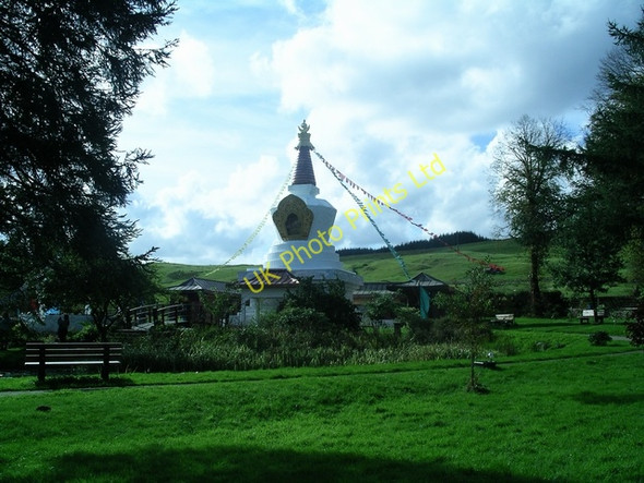 Photo 6"x4" Kagyu Samye Ling Monastery & Tibetan Centre: the Victory Stupa Old Johnstone c2006