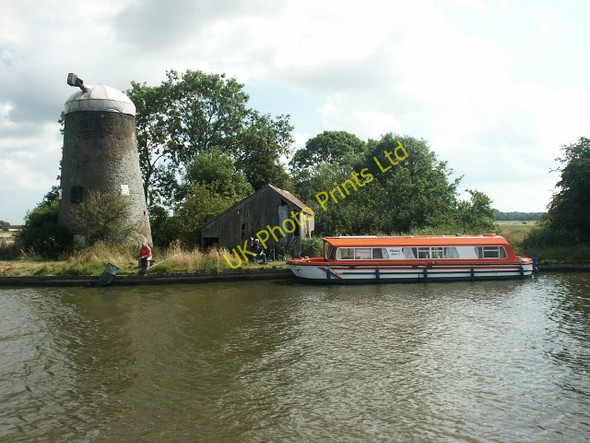 Photo 6"x4" Fishing at Oby Mill Upton\/TG3912 c2006