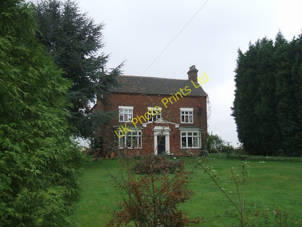 Photo 6"x4" Farmhouse at Lawn Farm Coven Lawn c2006