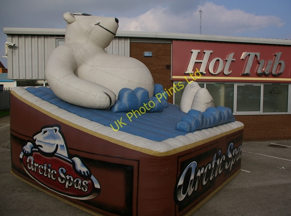 Photo 6"x4" Arctic Spas Kingston upon Hull c2006