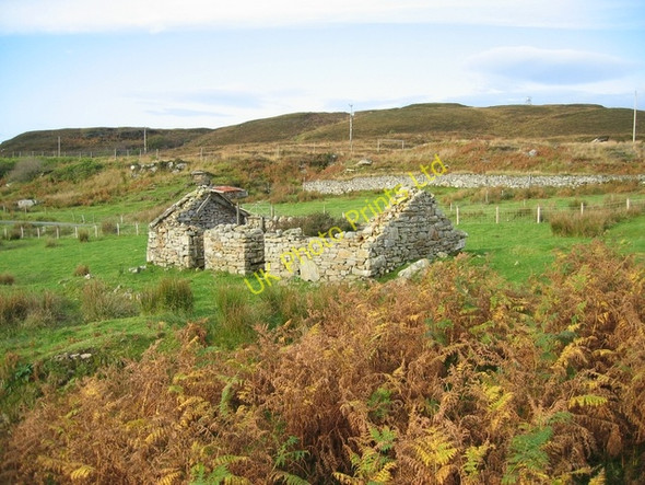 Photo 6"x4" Ruined croft house Glasnakille c2006