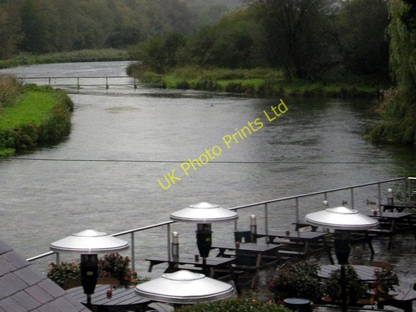 Photo 6"x4" River Test passes the Mayfly public house West Down\/SU3838 c2006