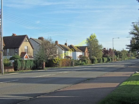 Photo 6"x4" The A413 in Stoke Mandeville, going towards Wendover Bedgrove c2006