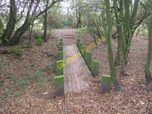 Photo 6"x4" Causeway over the canal Warstone c2006