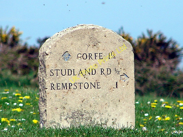 Photo 6"x4" Milestone on Brenscombe Hill Woolgarston c2006