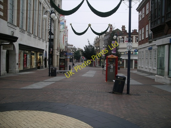 Photo 6"x4" Christmas Shopping Centre Kingston Upon Thames c2006