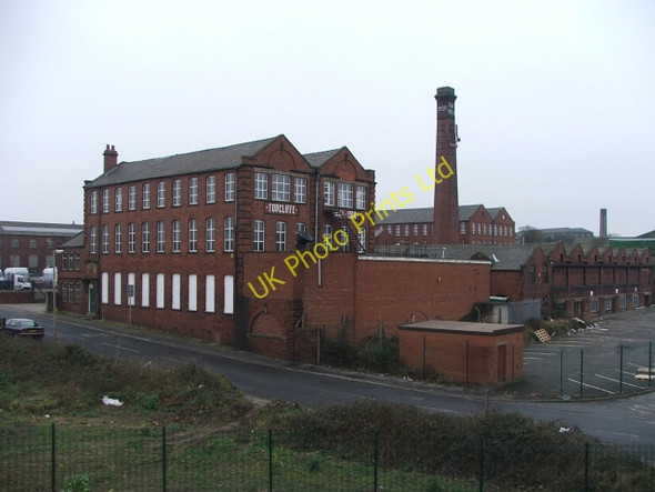 Photo 6"x4" Topcliffe Mill and Oak Mill. Morley\/SE2627 c2006