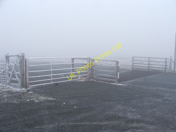 Photo 6"x4" Cattle Grid on Cliff Gate Road Cotterdale c2006