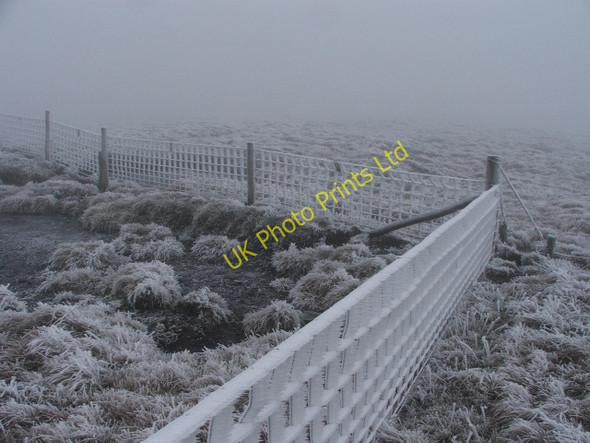 Photo 6"x4" Frosty Fence Turn on Lovely Seat. Simonstone\/SD8791 c2006