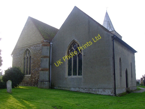 Photo 6"x4" Great Wakering: St Nicholas' church, rear Great Wakering c2006