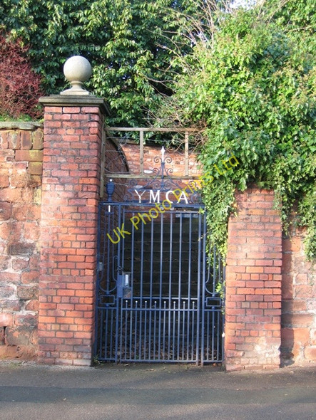 Photo 6"x4" YMCA Gate at the Groves, Chester Chester c2006
