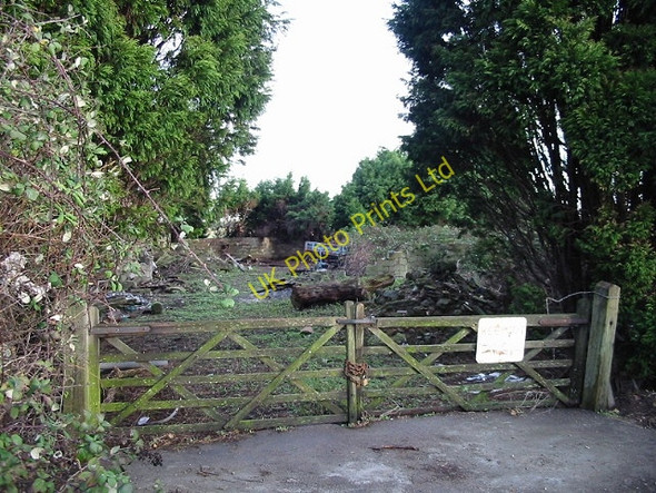 Photo 6"x4" Derelict building and waste ground Sandwich c2007