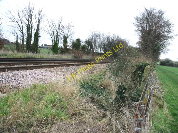 Photo 6"x4" Looking E along the railway line near Sevenscore. Way\/TR3265 c2007
