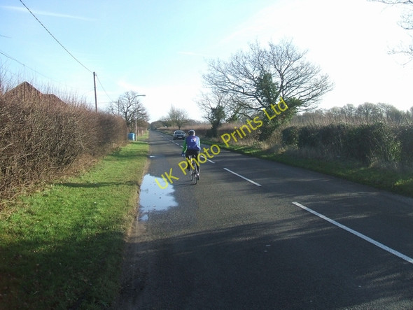 Photo 6"x4" Cyclist tackling the start of the 'Straight Mile' Calf Heath c2007