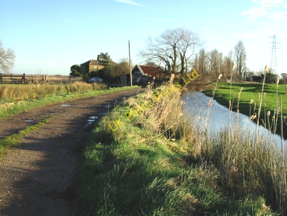 Photo 6"x4" Track and ditch on farmland, Ash Level. Sandwich c2007