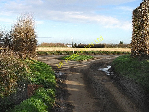 Photo 6"x4" Junction of Rusham Road and Nash Road. Nash\/TR2658 c2007