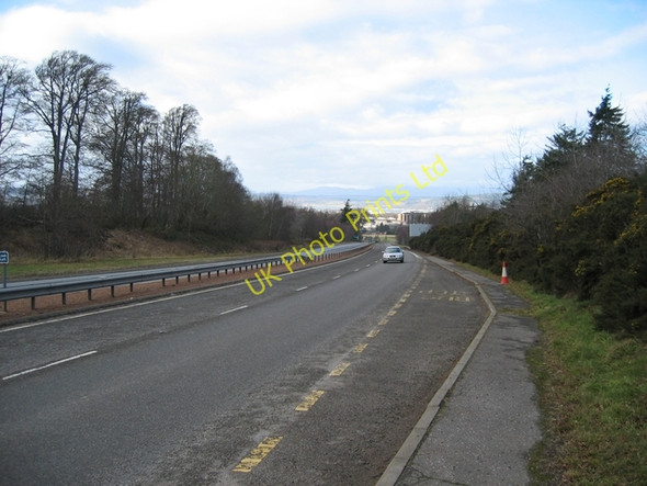 Photo 6"x4" Pedestrian crossing point on the A9 Beechwood\/NH6944 c2007