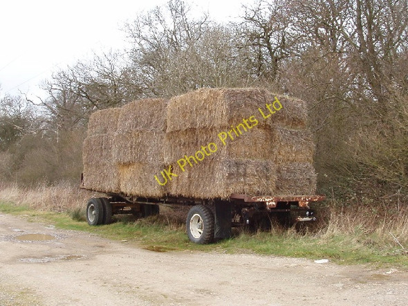 Photo 6"x4" Trailer and bales Stanton St John c2007