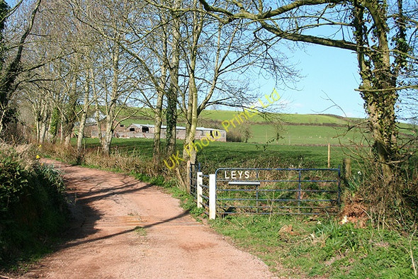 Photo 6"x4" Cheriton Fitzpaine: entrance to Leys Cheriton Fitzpaine c2007