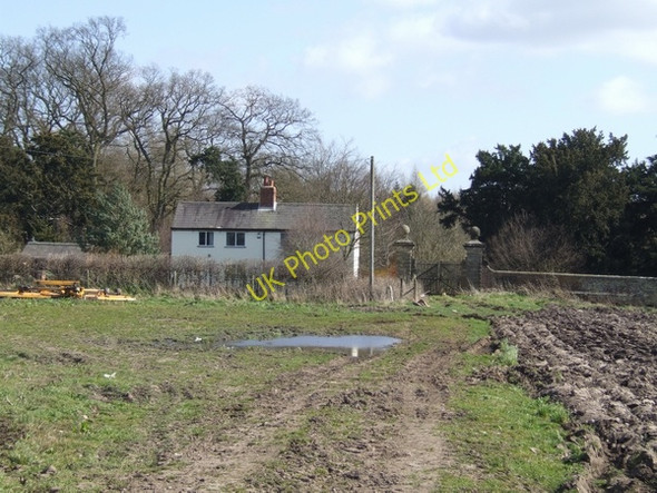 Photo 6"x4" Lodge and gate into Big Wood, Chillington Estate Codsall Wood c2007