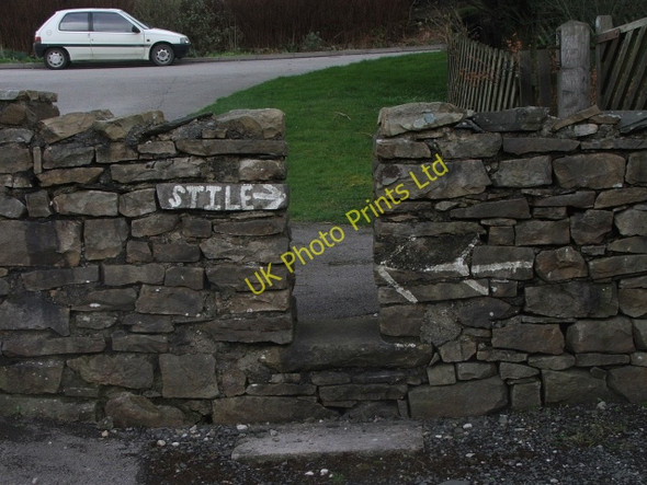 Photo 6"x4" Obvious Stile at Horton in Ribblesdale. Horton in Ribblesdale c2007
