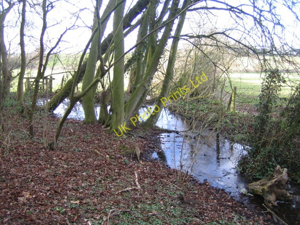 Photo 6"x4" Stream near Cuddington Cuddington\/SP7311 c2007