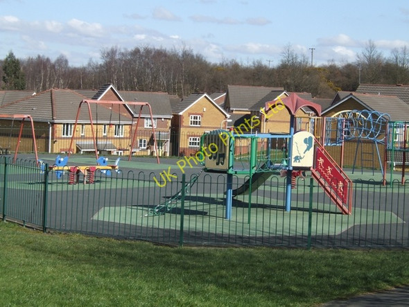 Photo 6"x4" New housing estate with play area Telford c2007