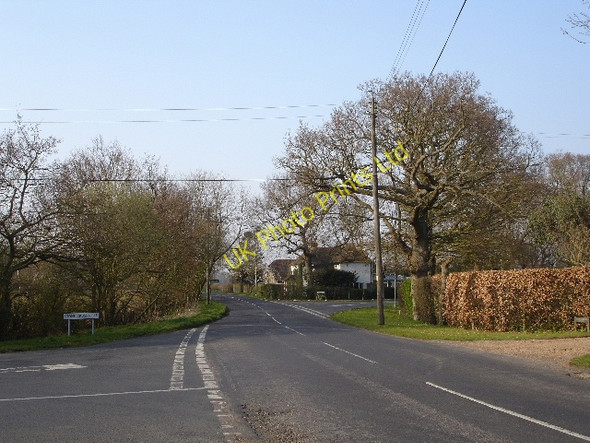 Photo 6"x4" Stone Cross junction with Frith Road and Stone Cross Road and the Bilsington Road Stone Cross\/TR0236 c2007