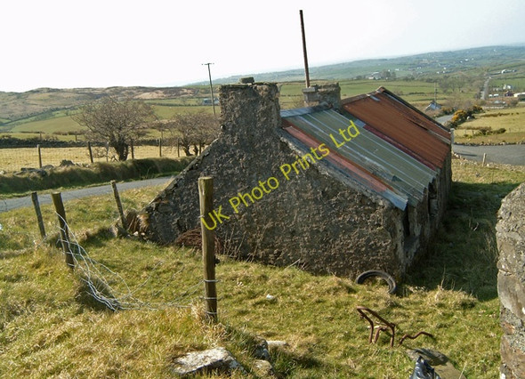 Photo 6"x4" Ruined Cottage Finnis c2007
