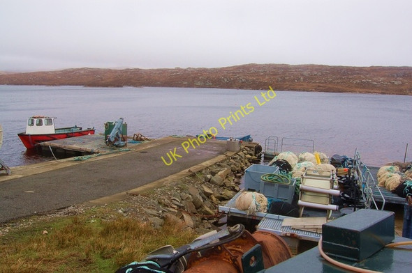 Photo 6"x4" Loch Langabhat jetty Bayhead\/NG0685 c2007