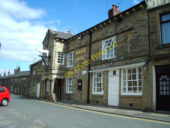 Photo 6"x4" White Bull, Ribchester Little Town\/SD6535 c2007