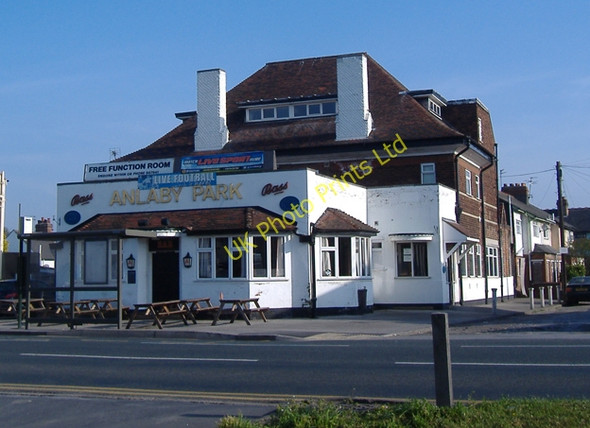 Photo 6"x4" Anlaby Park pub Hessle\/TA0326 c2007