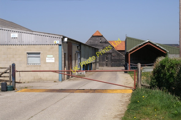 Photo 6"x4" Leaden Hall Farm entrance Leaden Roding c2007