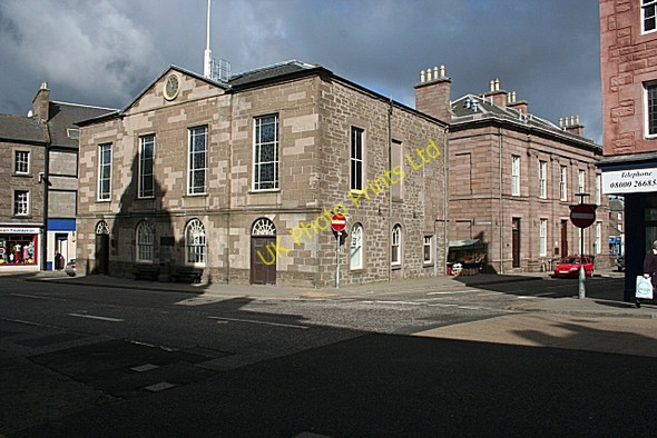 Photo 6"x4" The Cross Forfar c2007