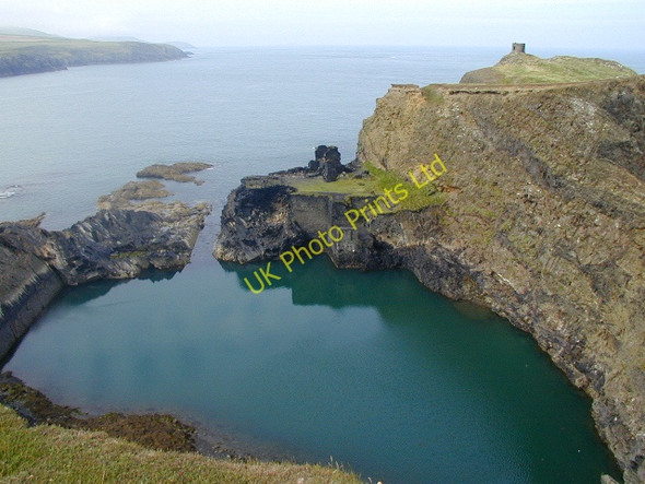 Photo 6"x4" Trwyncastell and the blue lagoon Abereiddy c2002