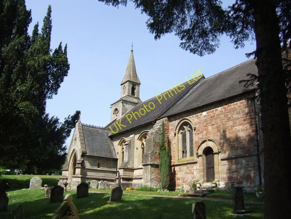 Photo 6"x4" St Calixtus's Church Astley Abbotts c2007