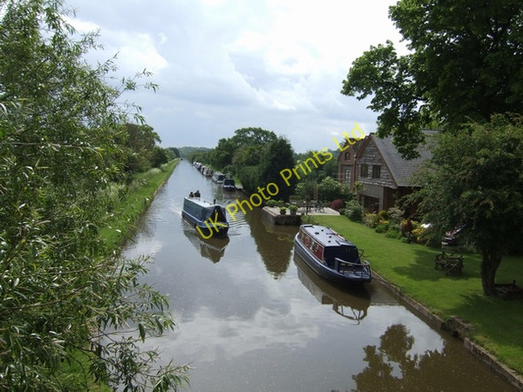 Photo 6"x4" Canalside Property High Onn Wharf c2007