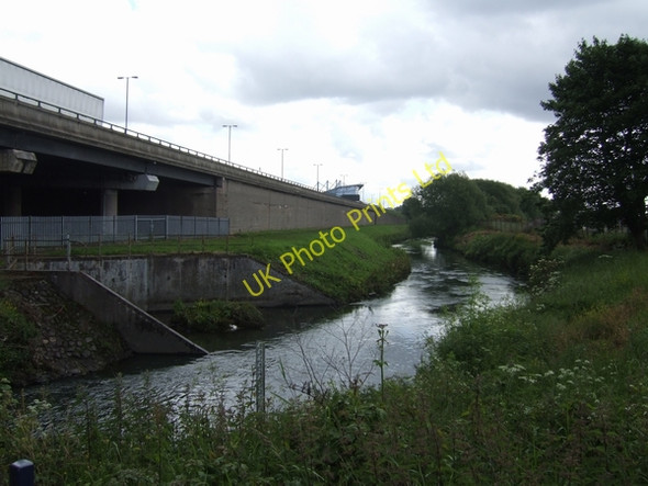 Photo 6"x4" River Tame at Bescot Walsall c2007