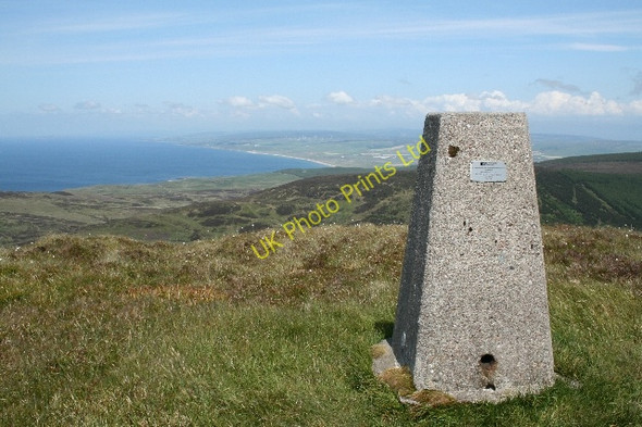 Photo 6"x4" Cnoc Moy Trig Point. Cnoc Moy c2007