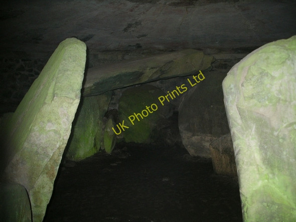 Photo 6"x4" Interior, part of, Barclodiad Y Gawres Bryn Du\/SH3472 c2007